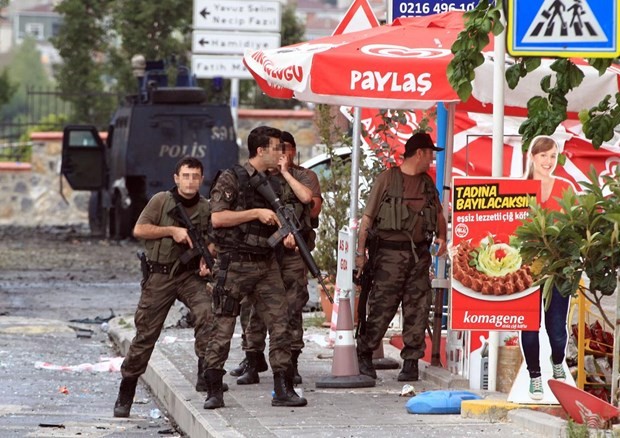 SULTANBEYLİĞİ'NDE ÇATIŞMA ANLARI!