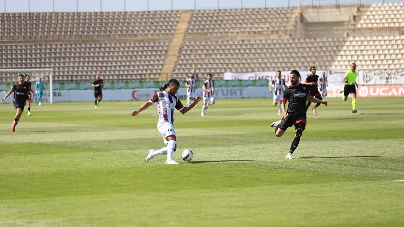 Bandırmaspor Destan Yazdı! Finalde Karagümrük'le Şampiyonluk Maçı