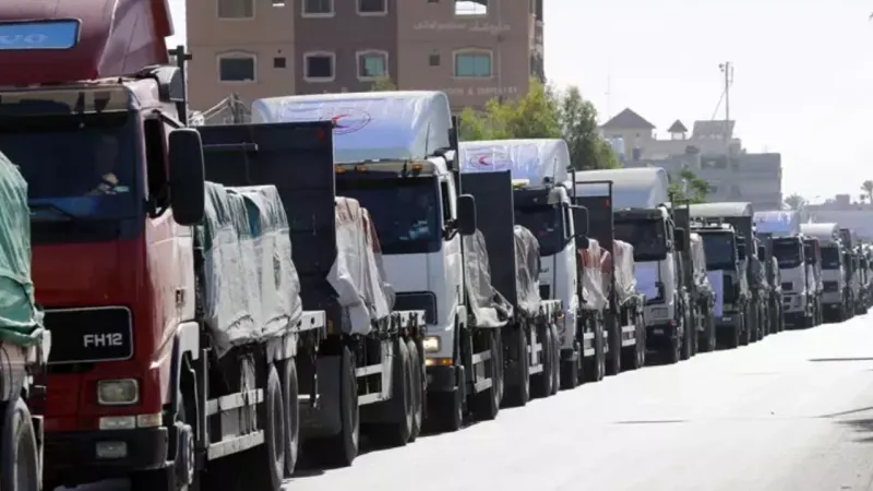 81 günlük İsrail ablukasından sonra 81 yardım TIR'ı Gazze'ye girdi