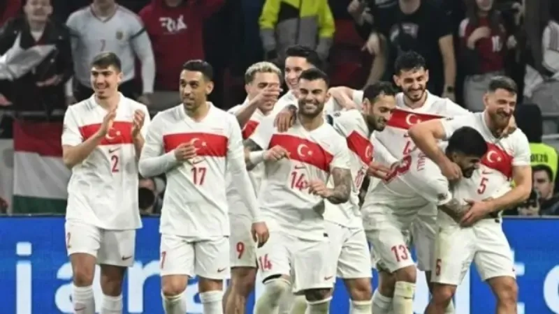 ABD-Türkiye maçı muhtemel 11'leri! Montella: En iyi performansımızı ortaya koyacağız