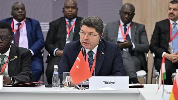 Yılmaz Tunç'tan Kritik Ziyaret! Hukuk Forumunda Neler Konuşuldu?