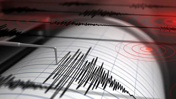 Akdeniz Sallandı! 4.4 Şiddetinde Deprem Korkuttu!