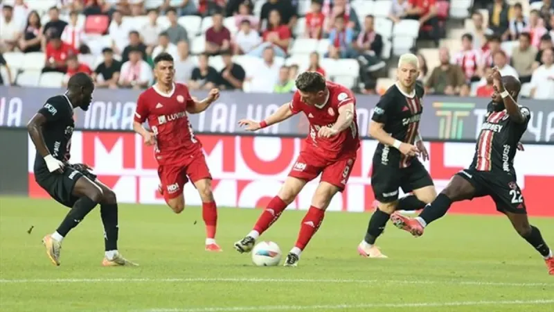 Akdeniz'de kazanan yok! Antalyaspor - Gaziantep FK: 0-0 | MAÇ SONUCU