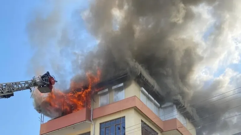 Antalya'da Korkunç Tesadüf! Aynı Evde İkinci Yangın Şoku!