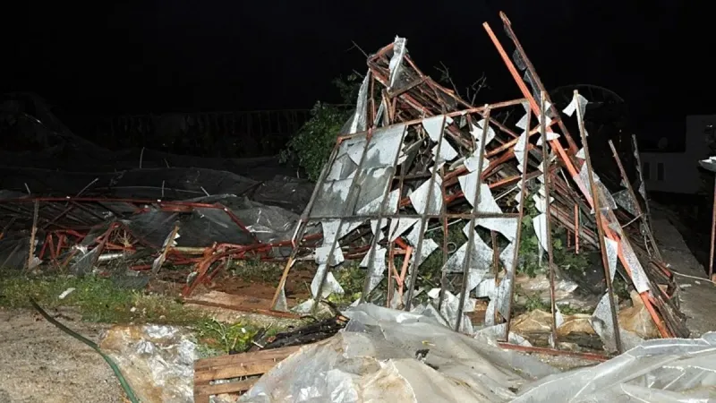 Antalya'da Hortum Felaketi! Seralar Yerle Bir, İşte Son Durum
