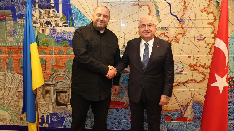 Bakan Güler, Ukraynalı mevkidaşı Umerov ile bir araya geldi