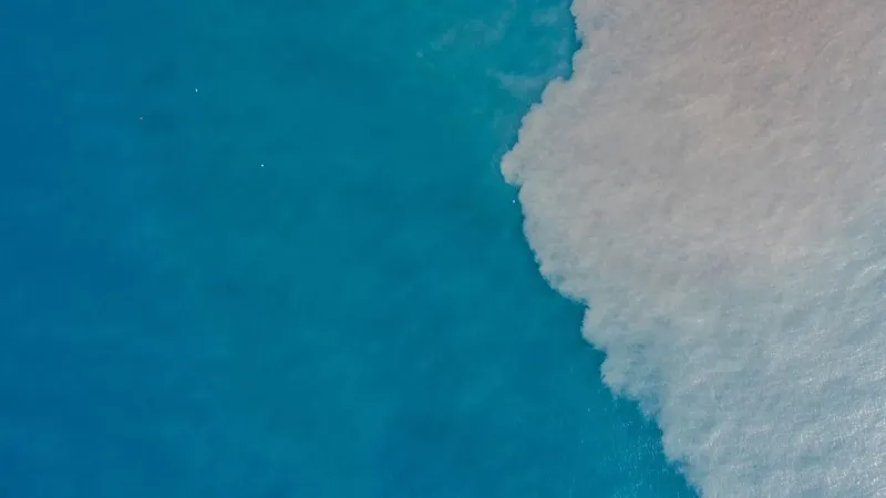Balıkesir'de Deniz Keyfi! Su Sıcaklığı Rekor Kıracak mı?