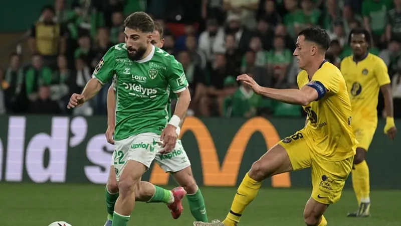 Beşiktaş ve Galatasaray Transferde Çarpıştı! Zuriko Davitashvili Kim?