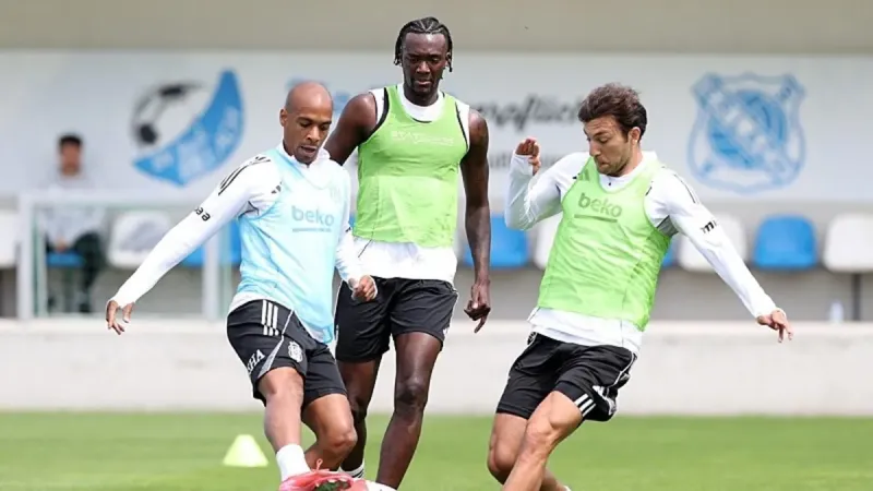 Beşiktaş'ın Rakibi Belli Oldu! Taraftar Coştu, Biletler Tükendi!