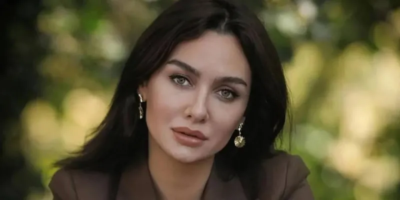 Birce Akalay'dan Şok Paylaşım: Menajerinin Hayatı Tehlikede Mi?
