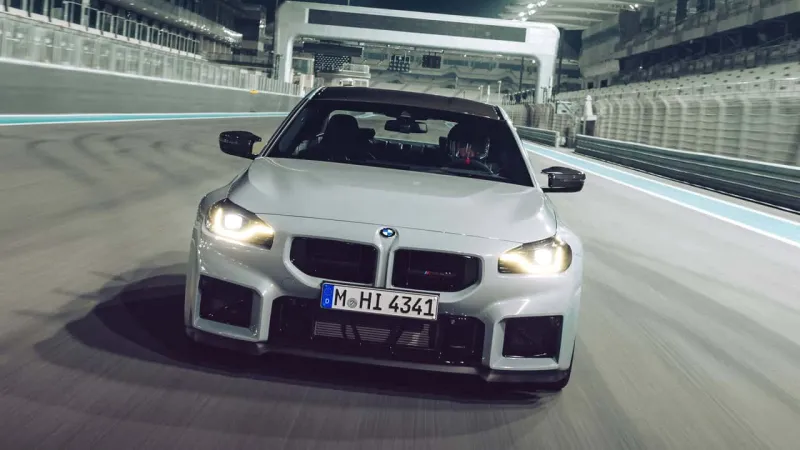 BMW, M2 CS talebine yetişemiyor!