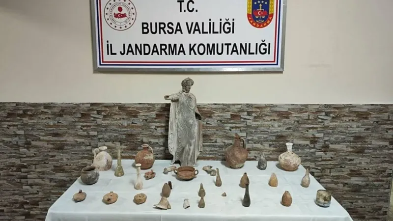 Bursa'da Şok Operasyon! Tarihi Eser Kaçakçıları Yakalandı!
