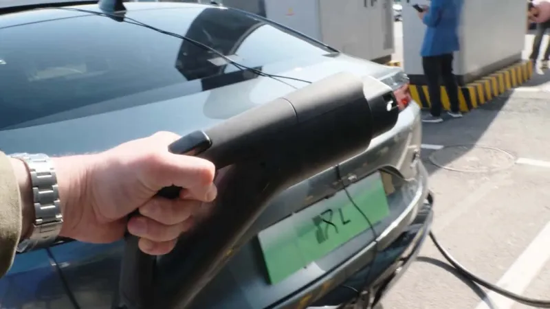 BYD, Avrupa'yı kendi hızlı şarj istasyonları ile donatacak