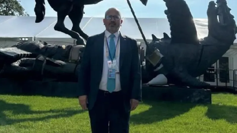 Canavarın hakkından gelmek!