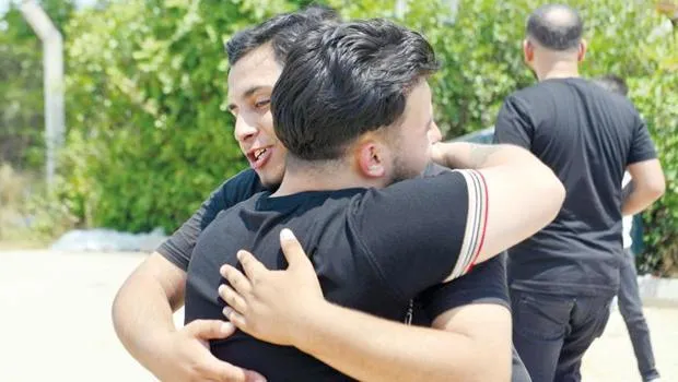 Cezaevlerinde tahliyeler başladı: Bu bize bayram şekeri