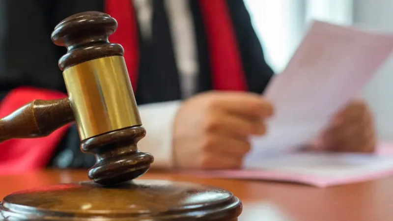 Avukatına ŞOK Suçlama! Hapis Cezası Kesinleşince Neler Oldu?
