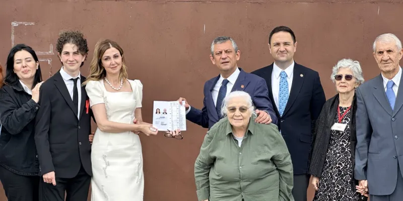 Buğra Gökce'nin Nikahı: CHP'li Akdoğan'dan Şaşırtan Açıklama!