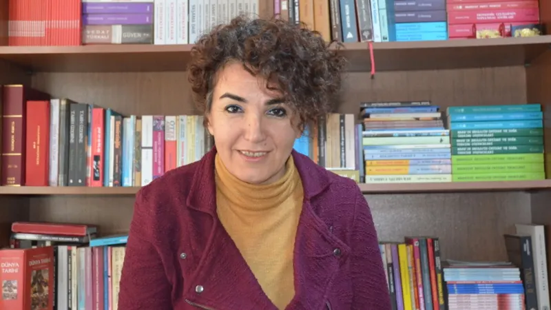 DEM Parti'den Kritik Açıklama: Siyasi Tutsaklara Destek!
