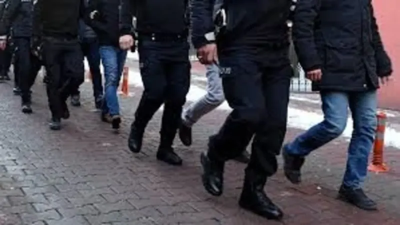Gazi'de DHKP/C Operasyonu! 12 Kişi Gözaltında: Şok Detaylar!