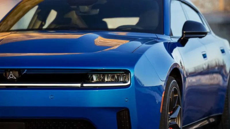 Dodge Charger Six Pack'in gelişi beklediğimizden uzun sürecek