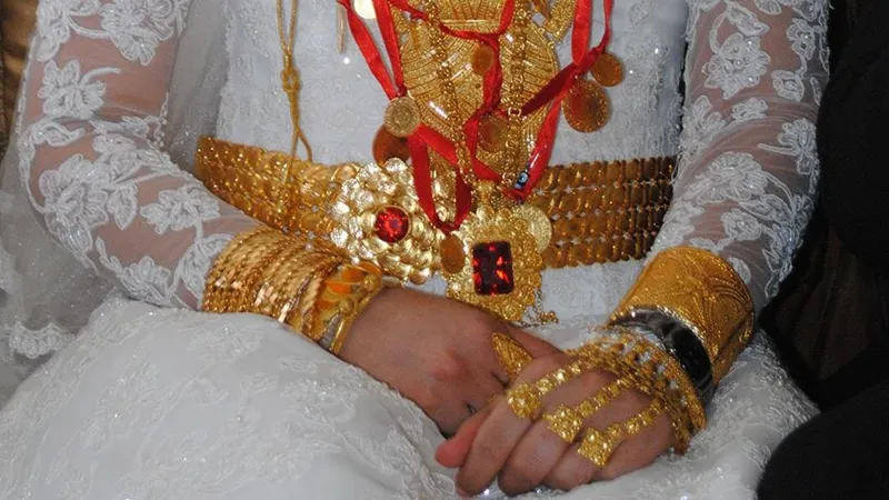 Düğünde Takılan Altınlar Artık Kimin Oluyor? Ne Gelinin, Ne Damadın...