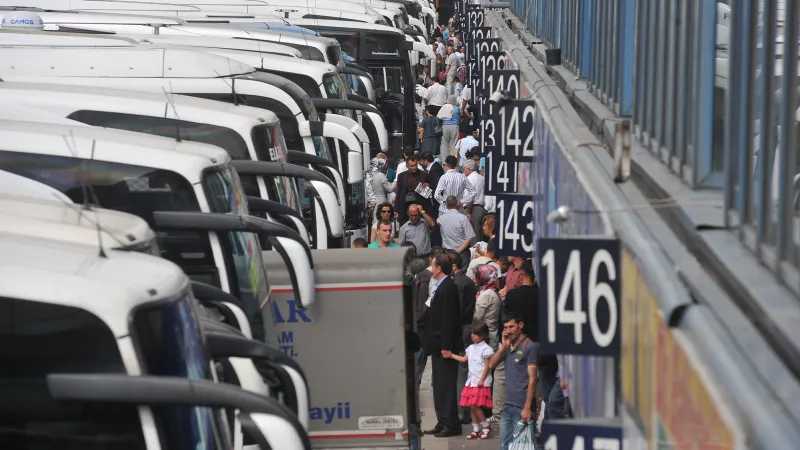 Ekspres sefer otogarı karıştırdı, yolcu az, kimi taşıyalım?