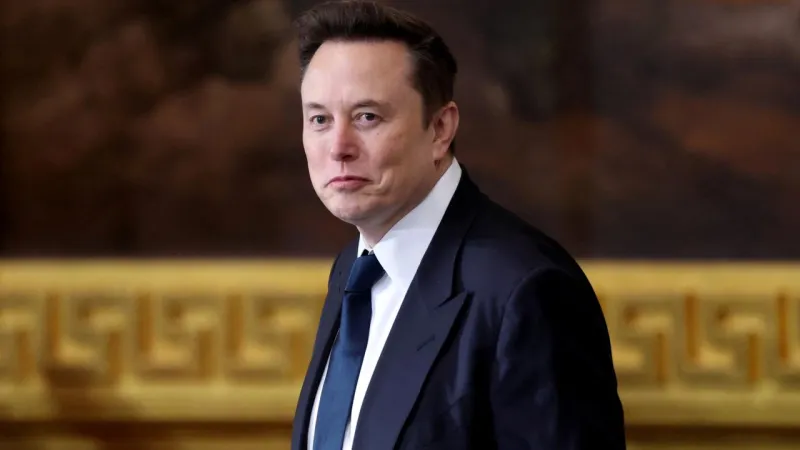 Elon Musk, dünyanın ilk yarım trilyon dolarlık adamı oldu