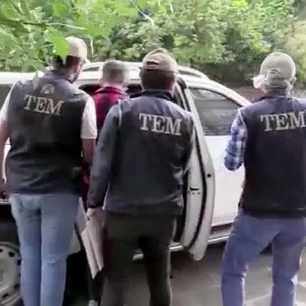 FETÖ'ye Şafak Baskını! Emniyetteki Hücrelere Operasyon