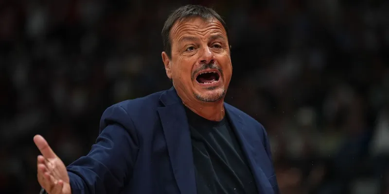 Ergin Ataman'dan Küfür Şoku! Ülkeme Kimse Edemez!