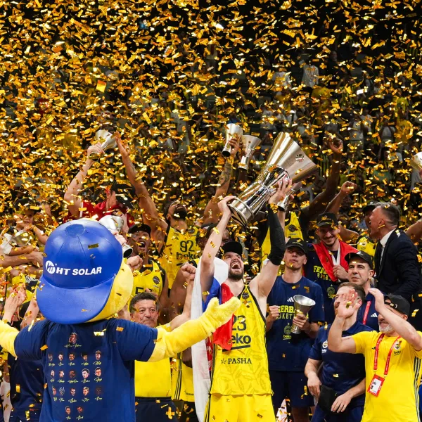 Fenerbahçe Şampiyonluk Coşkusunu Taşıyor! Kutlamalar Başlıyor
