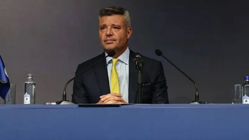 Fenerbahçe Kongresi: Safi ve Saran Arasında Sert Rüzgarlar Esiyor!