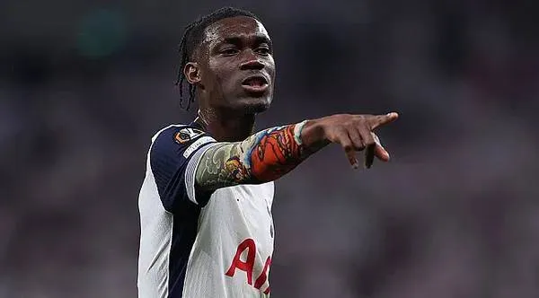 Fenerbahçe'den Bomba Transfer! Yves Bissouma İçin 15 Milyon Euro Teklif!