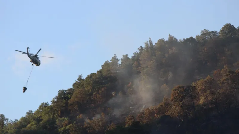 Fethiye'de Korkutan Yangın! Alevlere Amansız Müdahale Sürüyor