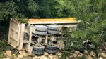 Hızlı Tren İnşaatında Kaza! Kamyon Devrildi, Sürücü Yaralı mı?