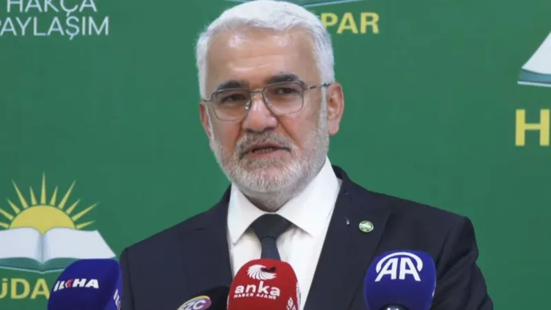 HÜDA PAR'dan Şok Anayasa Çıkışı: İlk 4 Madde Kalksın Mı?