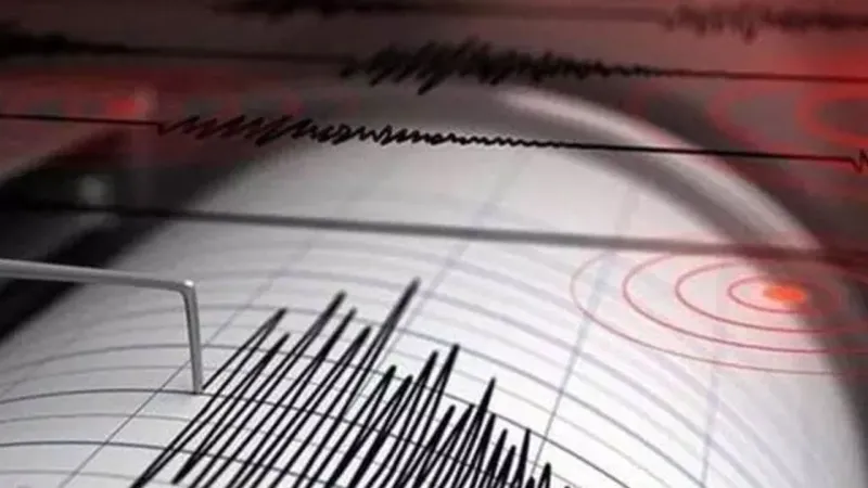 İran'da korkutan deprem!