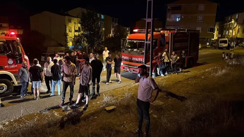 Arnavutköy'de Korku Dolu Anlar! Yangın Mezarlığa Sıçramadan Söndürüldü