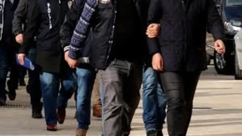 İstanbul merkezli 6 ilde FETÖ operasyonu: 54 gözaltı