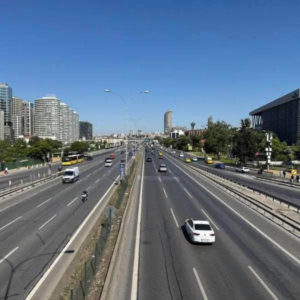 İstanbul'da trafik yoğunluğu yüzde 20!