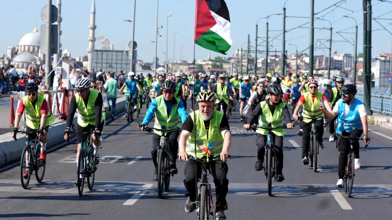 İstanbul'da Yeşilay Bisiklet Turu: Sağlıklı Yaşam İçin Pedal Çevrildi!