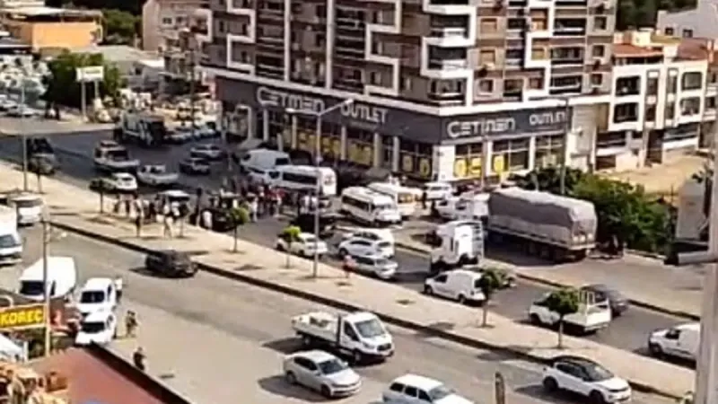 İzmir'de Kanlı Saldırı! Otomobilde 3 Ölü, Şoke Eden Detaylar!