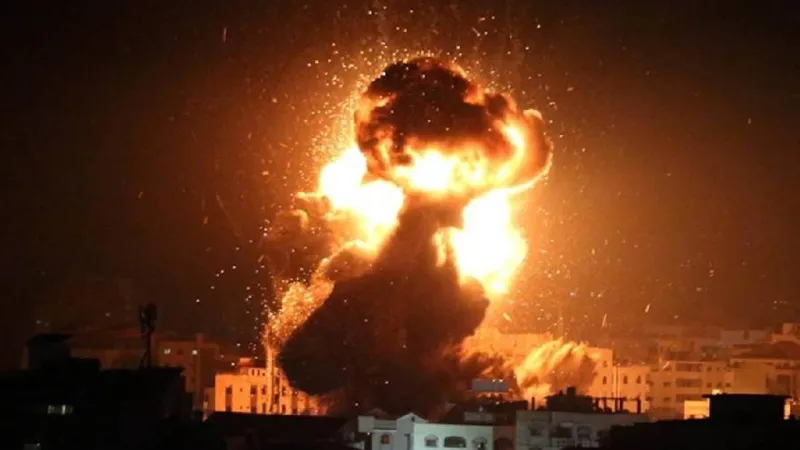 Ateşkes İhlali! İsrail Gazze'yi Bombaladı: Son Dakika Gelişmeleri