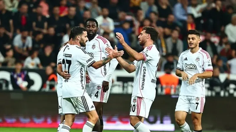 Kara Kartal Dolmabahçe'de av peşinde! İşte Beşiktaş-Kocaelispor maçının muhtemel 11'leri