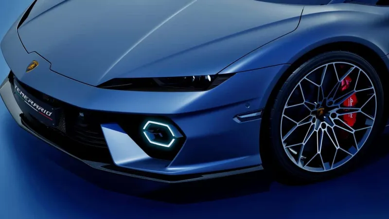 Lamborghini'den Şok Karar: Benzinli Motorlar Kurtuluyor Mu?