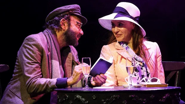 Londra'da Tiyatro Şöleni: "Aşk Biter mi?" Sahne Alıyor!
