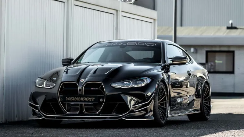 BMW M4'e Manhart Dokunuşu: 922 Beygir Gücü! Şok Detaylar!