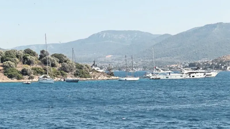 Marinaların fahiş fiyatları milyon dolarlık teknesi olanları bezdirdi: Rotayı beleş marinaya kırdılar