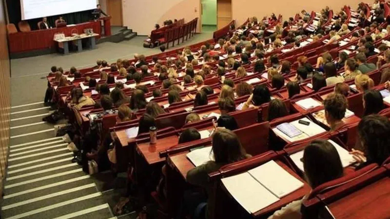 Profesörlükte Yeni Dönem Mi? MHP'den Liyakat Odaklı Kanun Teklifi!