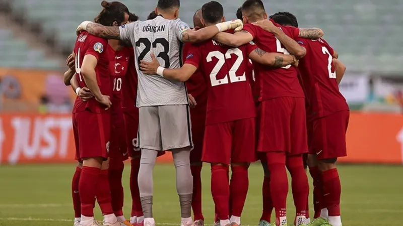 Beşiktaşlı Milli Futbolcu YKS'de! Transfer mi, Üniversite mi?