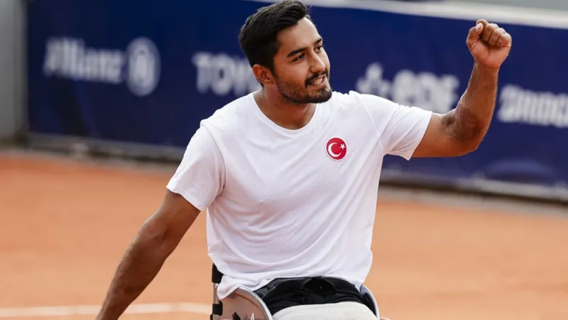 Ahmet Kaplan'dan Fransa Açık'ta Büyük Başarı! Gümüş Madalya!